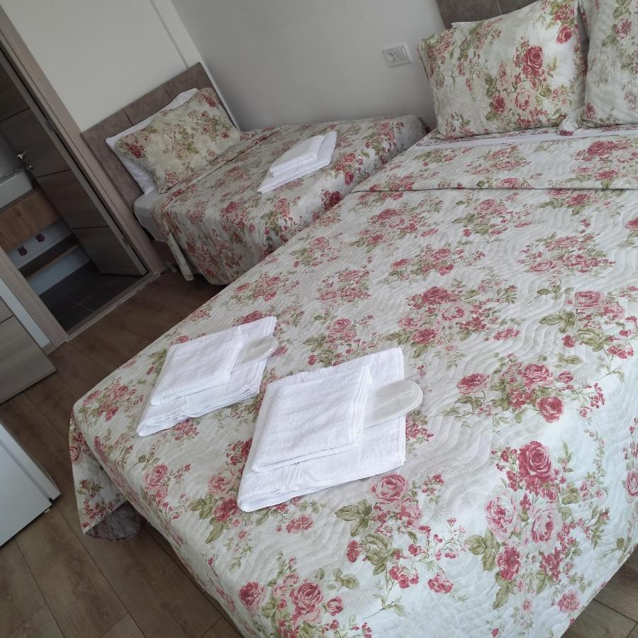 Adil Pansiyon Çeşme Buitenkant foto
